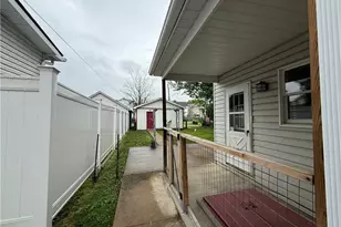 417 Fairmont St, Latrobe, PA 15650 - Photo 3