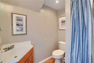 704 Helen Ct, Cranberry Township, PA 16066 - Photo 39