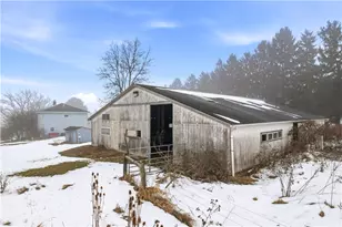 495 E Jamestown Rd, Greene Township, PA 16125 - Photo 13