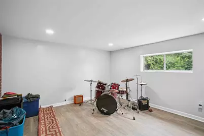 6601 Library Rd, South Park, PA 15129 - Photo 27