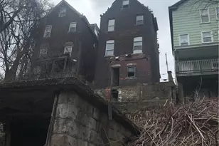 2258 Hawthorne Ave, Pittsburgh, PA 15218 - Photo 7