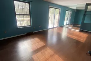 121 Glenwood Dr, Monroeville, PA 15146 - Photo 3