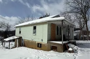 5 William St, Canton Township, PA 15301 - Photo 3