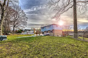 1212 Mountain View Dr, Unity Township, PA 15601 - Photo 31