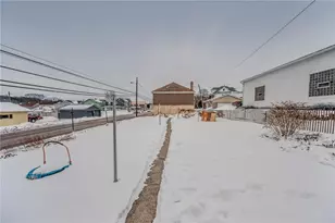 301 8th St, Windber, PA 15963 - Photo 9