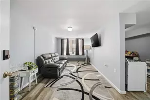 121 Locust St, Ambridge, PA 15003 - Photo 17