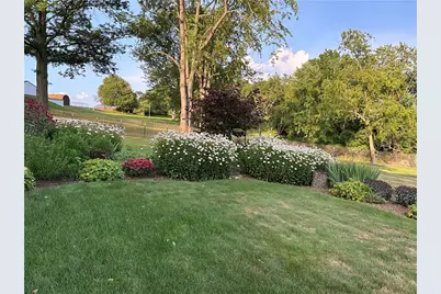 401 Maywood Dr, Bethel Park, PA 15102 - Photo 39