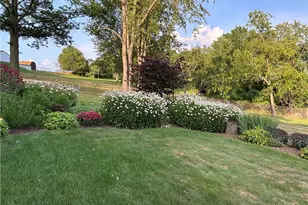 401 Maywood Dr, Bethel Park, PA 15102 - Photo 39