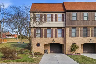 401 Maywood Dr, Bethel Park, PA 15102 - Photo 1