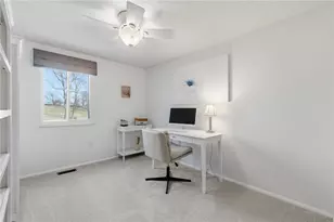 401 Maywood Dr, Bethel Park, PA 15102 - Photo 25