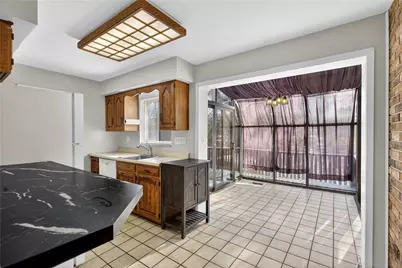 3284 Beechdale St, Pittsburgh, PA 15227 - Photo 9