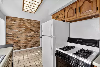 3284 Beechdale St, Pittsburgh, PA 15227 - Photo 11