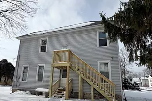 306 E Wallace Ave, New Castle, PA 16101 - Photo 1