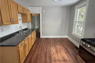 306 E Wallace Ave, New Castle, PA 16101 - Photo 9