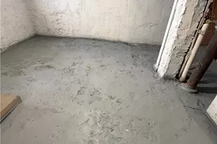 306 E Wallace Ave, New Castle, PA 16101 - Photo 21