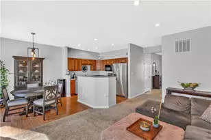 112 Southern Valley Ct, Adams Township, PA 16046 - Photo 11