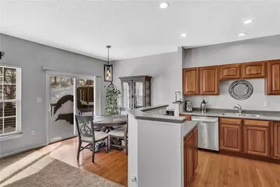 112 Southern Valley Ct, Adams Township, PA 16046 - Photo 13