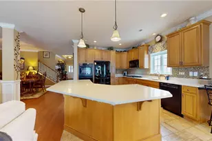 527 Pioneer Ln, New Sewickley Township, PA 15042 - Photo 5