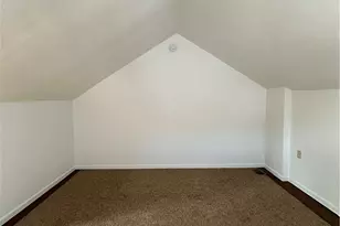 719 Stella St, Jeannette, PA 15644 - Photo 17