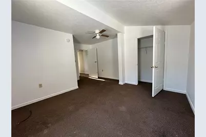 719 Stella St, Jeannette, PA 15644 - Photo 7