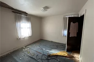 121 Boggston Ave, Pittsburgh, PA 15210 - Photo 15