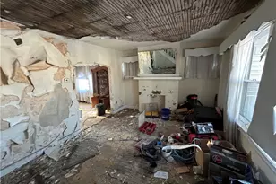 121 Boggston Ave, Pittsburgh, PA 15210 - Photo 5