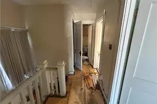 121 Boggston Ave, Pittsburgh, PA 15210 - Photo 13