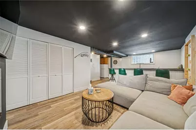 811 W Newton Rd, Greensburg, PA 15601 - Photo 25