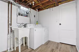 523 Thomas St, Pittsburgh, PA 15239 - Photo 31