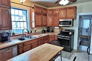 3037 E Main St, West Middlesex Boro, PA 16159 - Photo 11