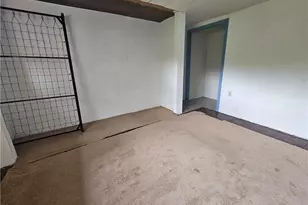 326 Riverside Dr, Rostraver, PA 15479 - Photo 13