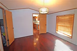 211 Brown St, Derry Township, PA 15627 - Photo 11