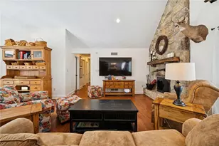 500 Shrader Hollow Rd, Hempfield Township, PA 15672 - Photo 11