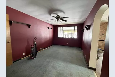 215 W Park St, Hermitage, PA 16148 - Photo 7