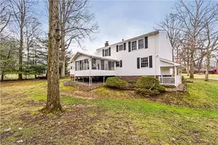 52 Greenview Dr, Hempfield Township, PA 15644 - Photo 5