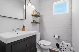 372 Sunrise Dr, Carnegie, PA 15106 - Photo 21