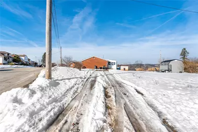 856 Horton St, Clairton, PA 15025 - Photo 33