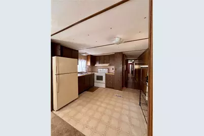210 Jill Drive, Center Township, PA 16001 - Photo 5