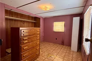 210 Jill Dr, Center Township, PA 16001 - Photo 9