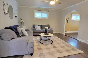 496 7th Ave, Moon/Crescent Twp, PA 15108 - Photo 7