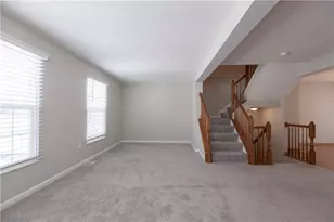 2785 Drake Ct, Hampton, PA 15044 - Photo 3