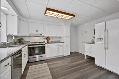 2923 Fernwald Road, Pittsburgh, PA 15217 - Photo 9