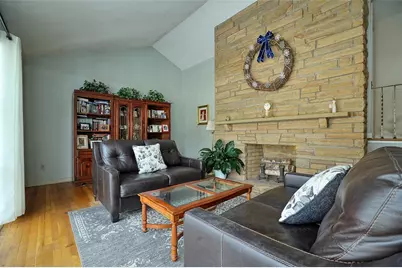 3506 Ridgewood Drive, Pittsburgh, PA 15235 - Photo 3