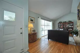 3506 Ridgewood Dr, Pittsburgh, PA 15235 - Photo 5