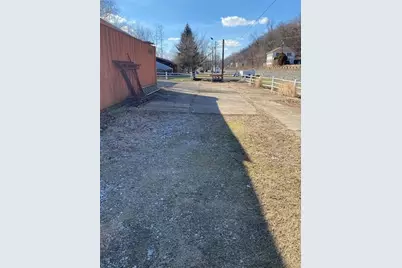 2092 John Street, Forward Township, PA 15063 - Photo 23