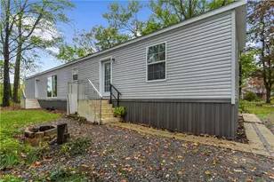 318 Meadowbrook Rd, Hermitage, PA 16148 - Photo 5