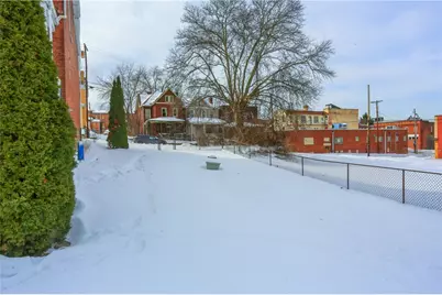 19 S 6th St, Duquesne, PA 15110 - Photo 9