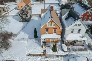 19 S 6th St, Duquesne, PA 15110 - Photo 3