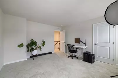 202 Dana Dr, Pittsburgh, PA 15143 - Photo 33