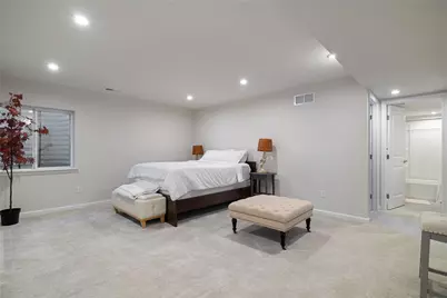 202 Dana Dr, Pittsburgh, PA 15143 - Photo 39